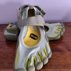Five finger shoes